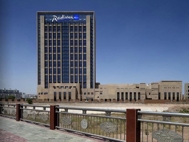 Radisson Blu Hotel Kashgar Exterior photo